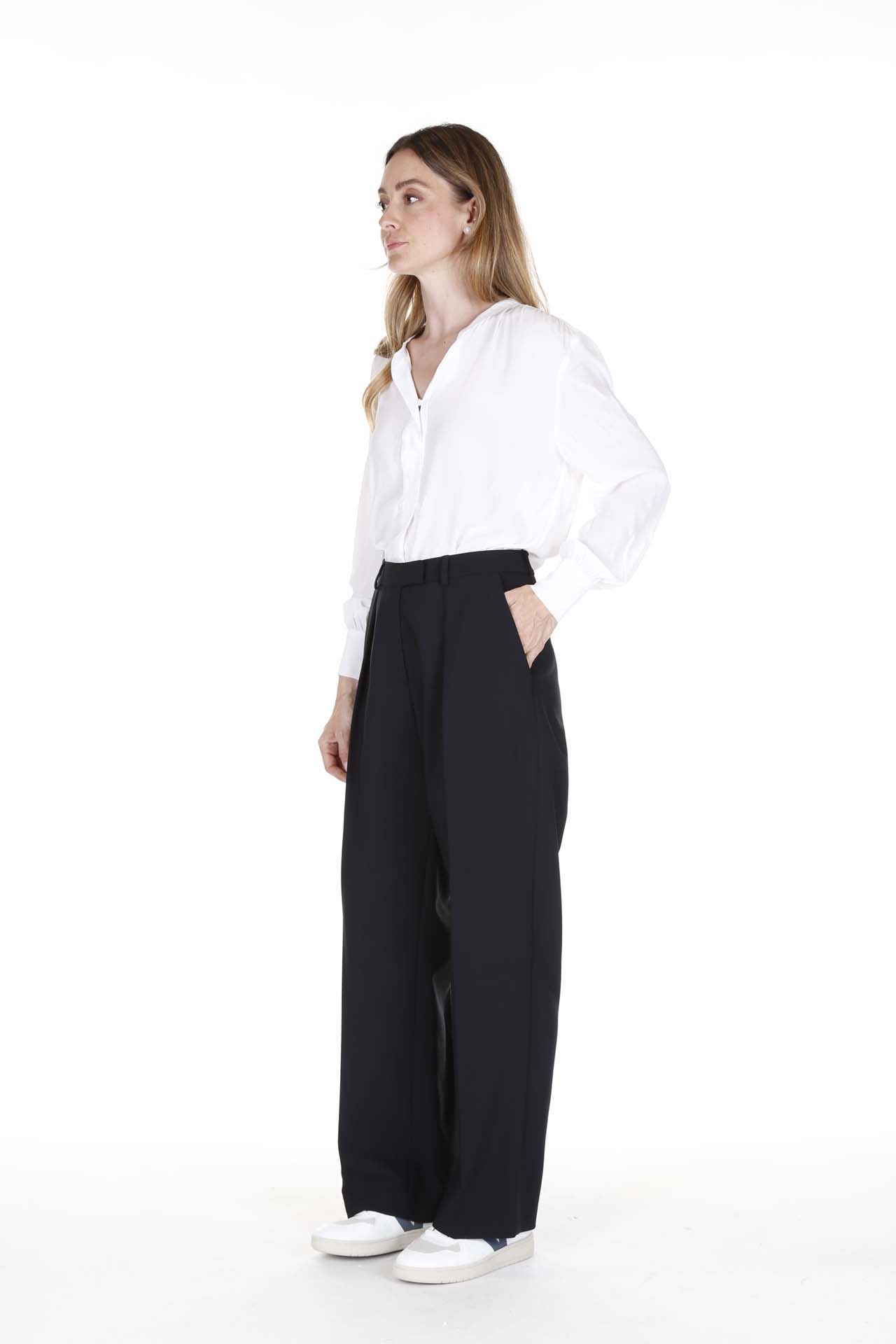 Alysi, Pantaloni